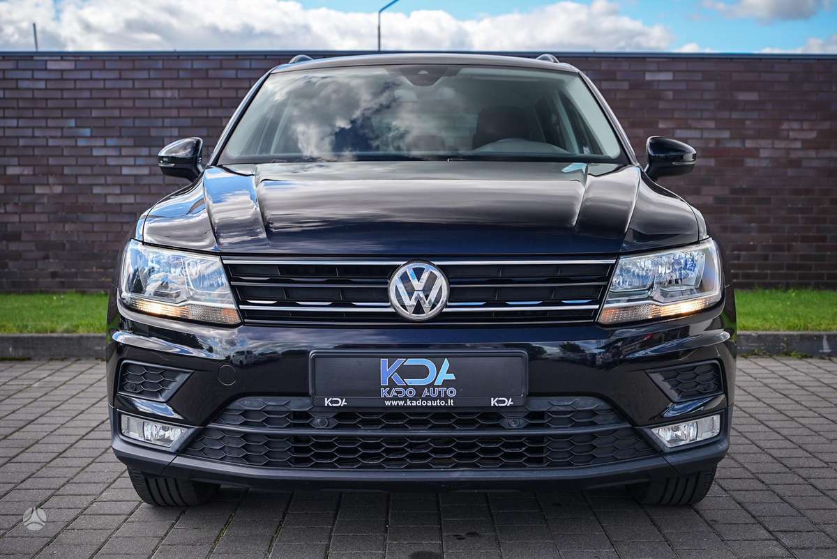 Volkswagen Tiguan - 2