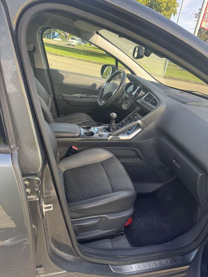 Peugeot 3008 - 9