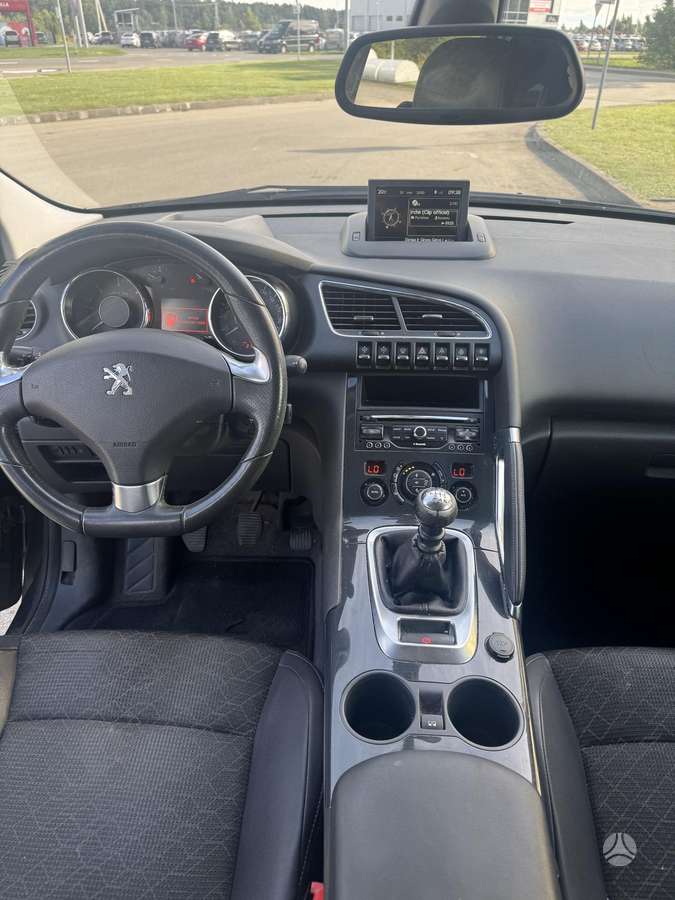 Peugeot 3008 - 10