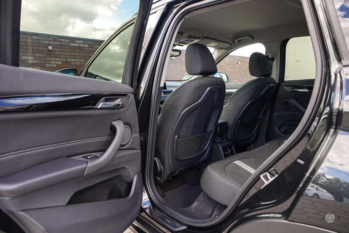 BMW X1, 2.0 l., Внедорожник / Кроссовер