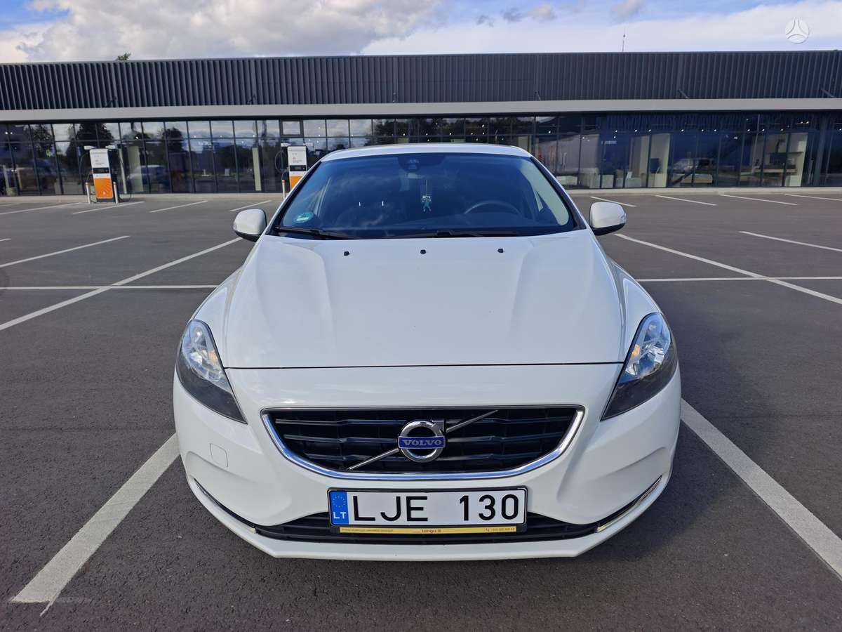 Volvo V40 - 2