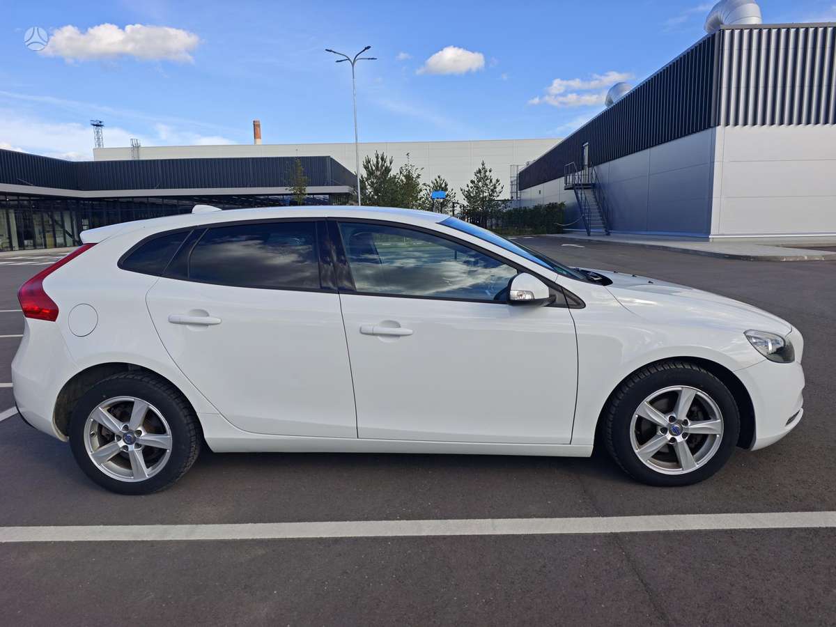 Volvo V40 - 4