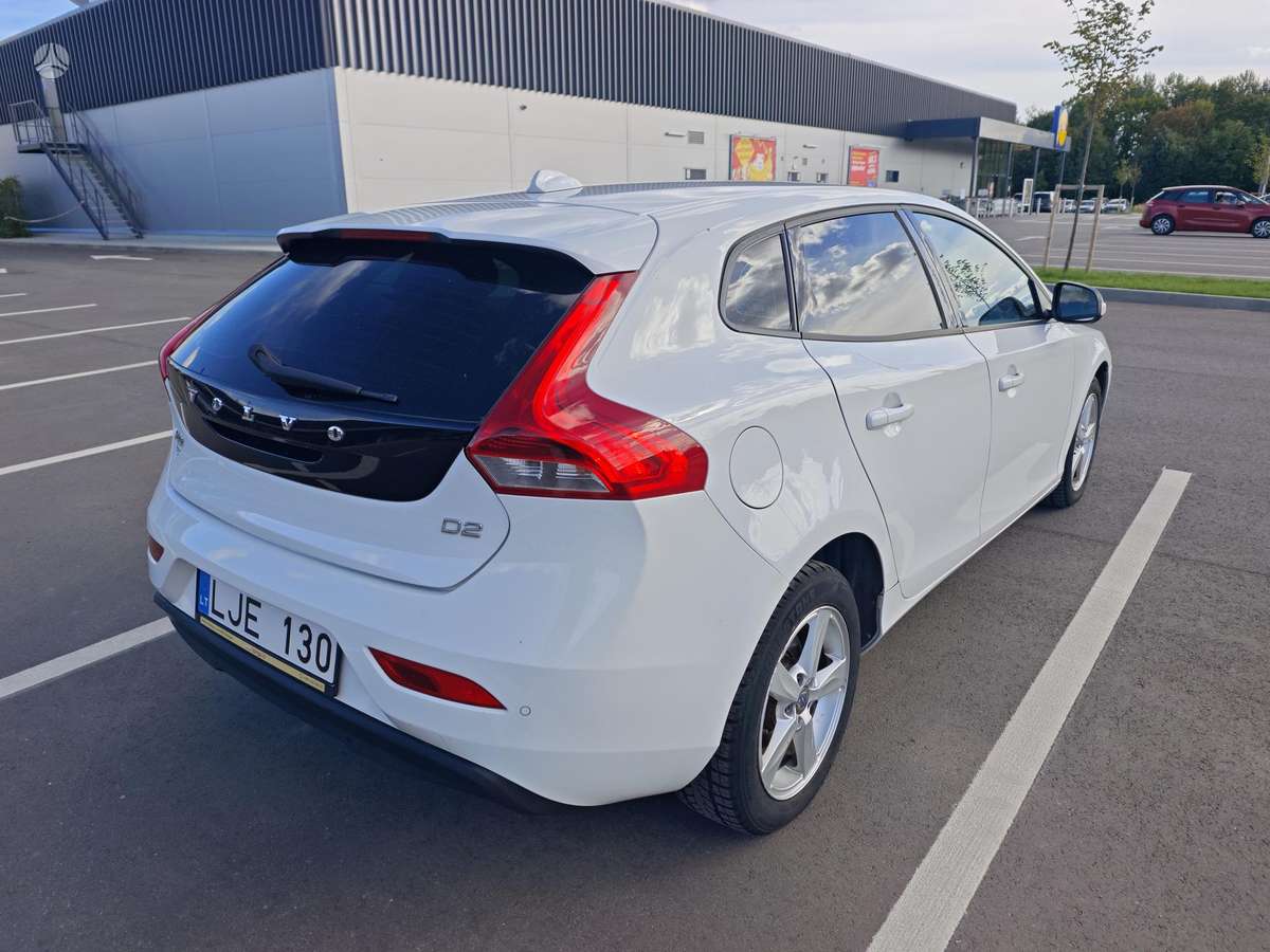 Volvo V40 - 5