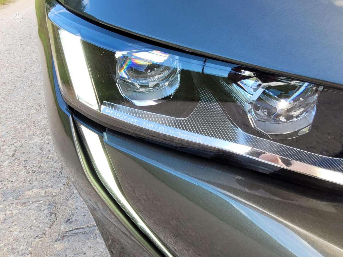 Peugeot 508 - 8