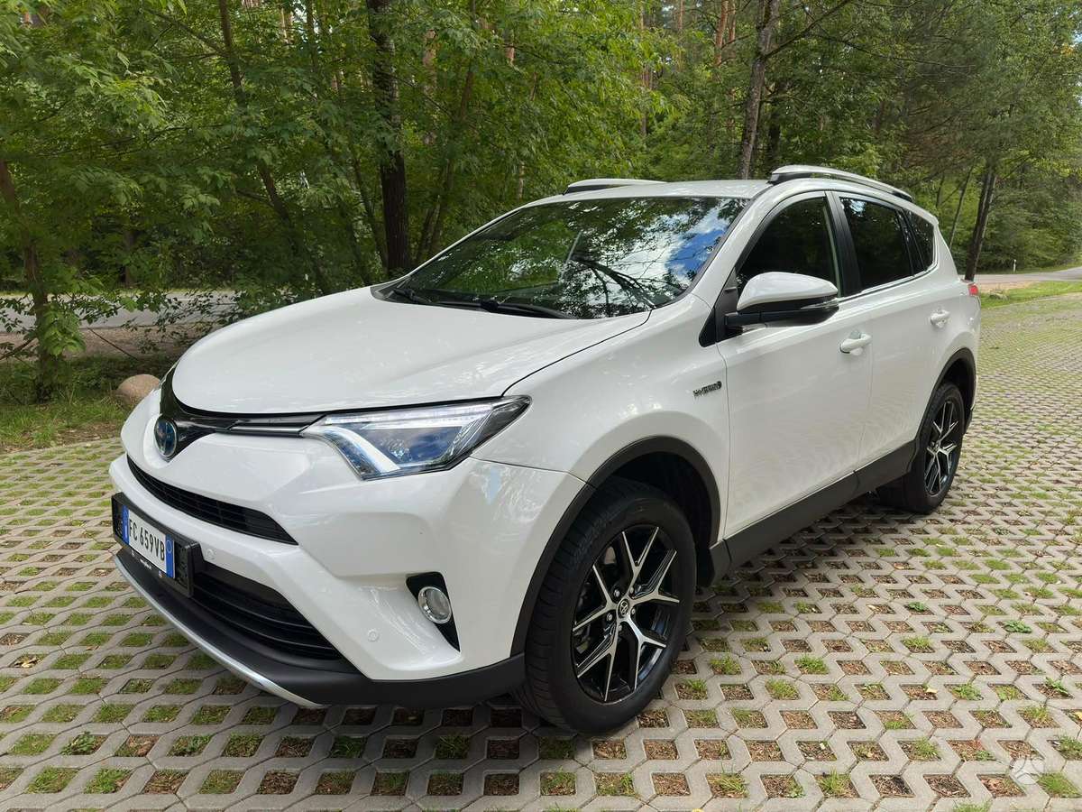 Toyota RAV4 - 3