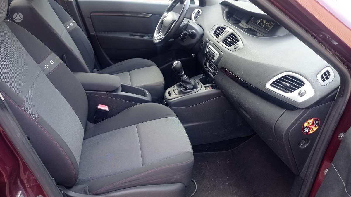 Renault Scenic - 8