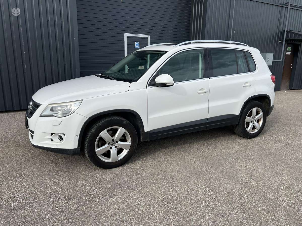Volkswagen Tiguan - 3