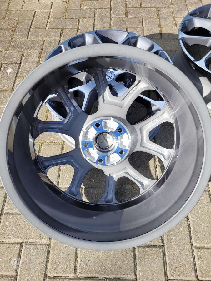 Chrysler Pacifica, light alloy, R20
