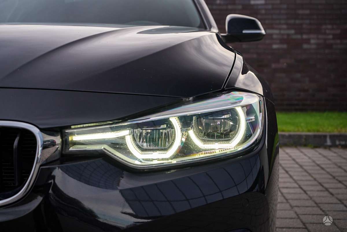BMW 320, 2.0 l., wagon