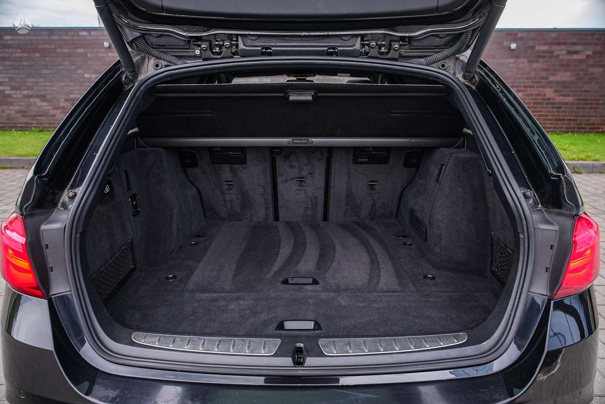 BMW 320, 2.0 l., wagon