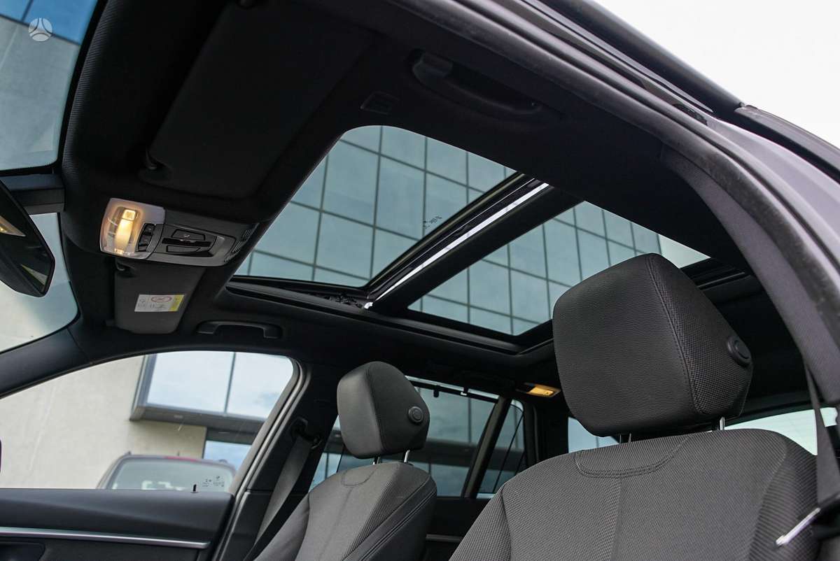 BMW 320, 2.0 l., wagon