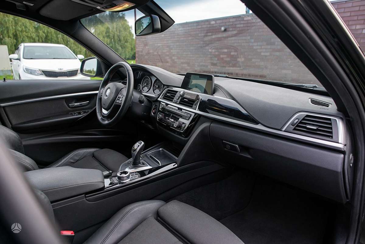 BMW 320, 2.0 l., wagon