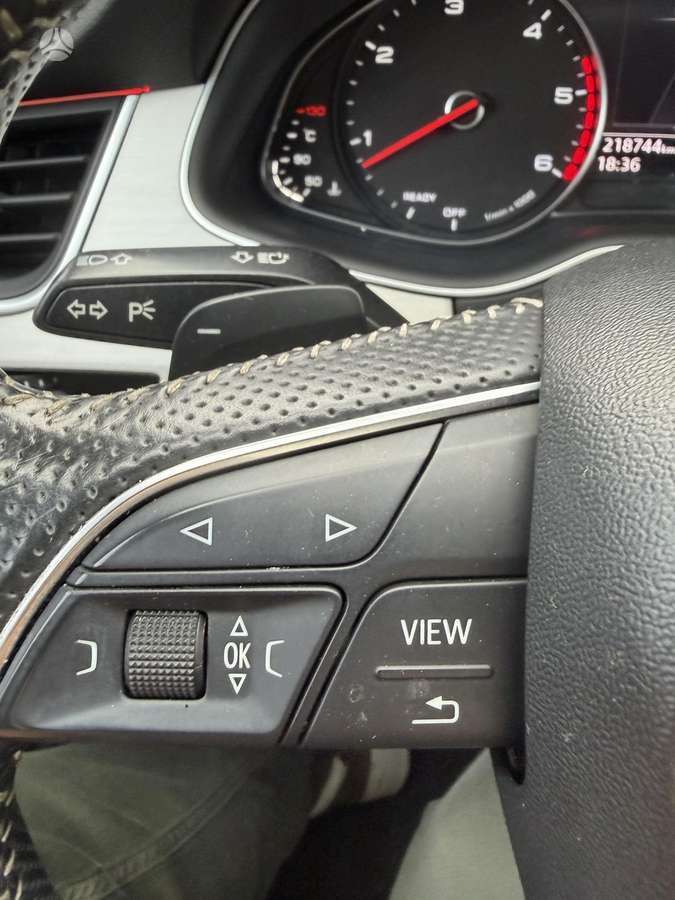 Audi Q7, 3.0 l., off-road / crossover