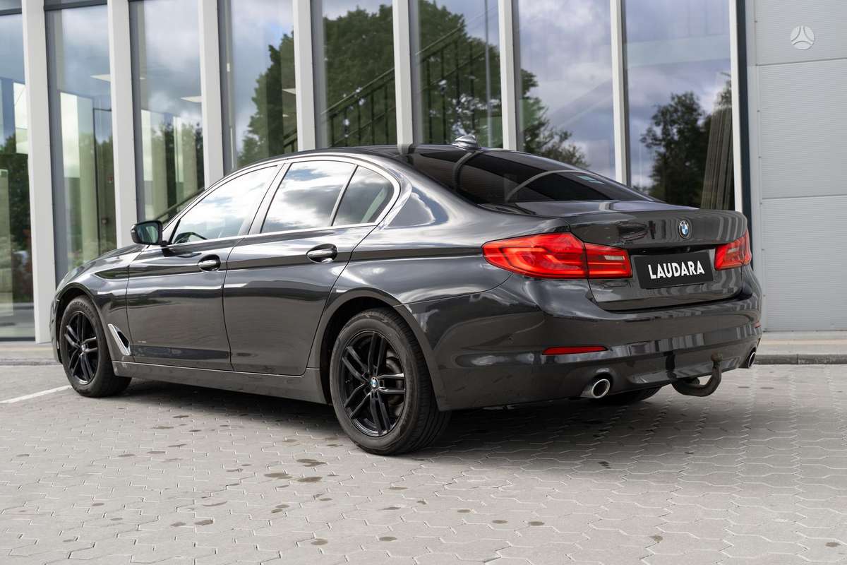 BMW 520, 2.0 l., Седан