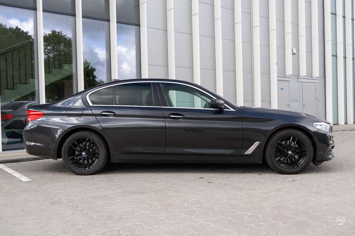 BMW 520, 2.0 l., Седан