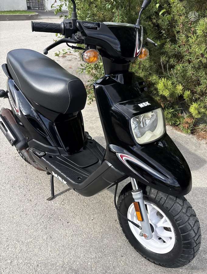 Yamaha Booster 49cc, мотороллеры / мопеды