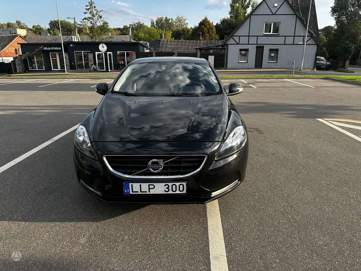 Volvo V40 - 1