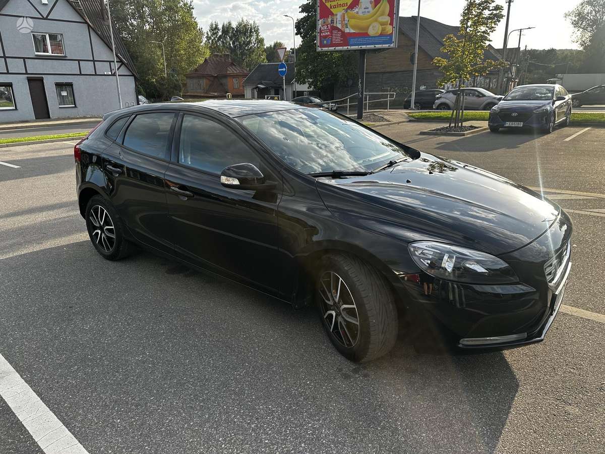 Volvo V40 - 3