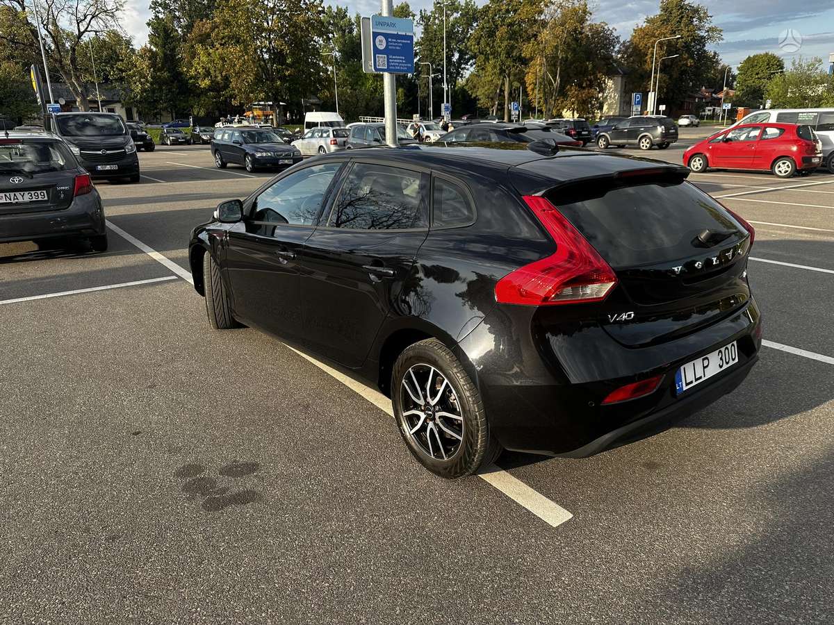 Volvo V40 - 6
