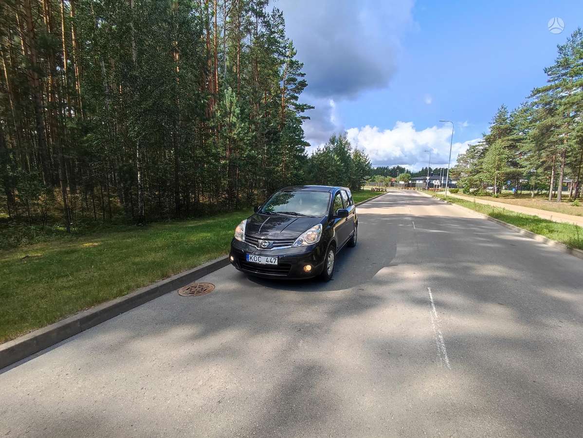 Nissan Note, 1.4 l., hatchback