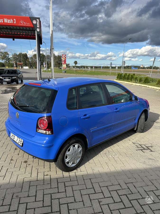 Volkswagen Polo - 4