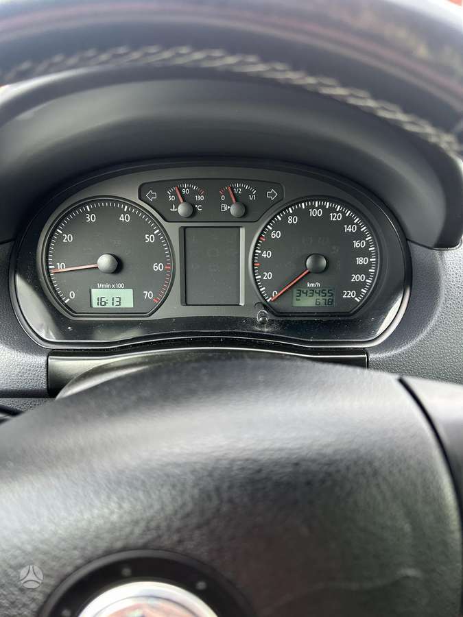 Volkswagen Polo - 12