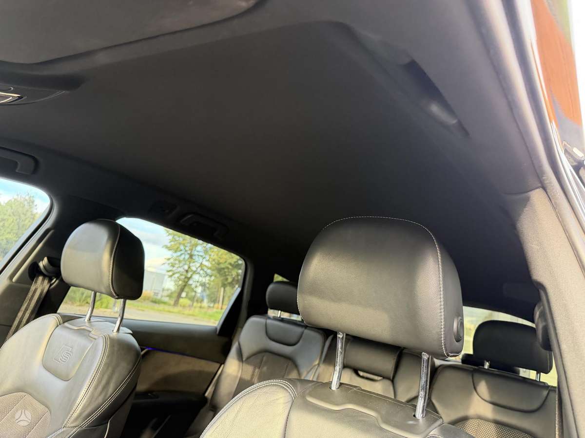 Audi Q7, 3.0 l., off-road / crossover