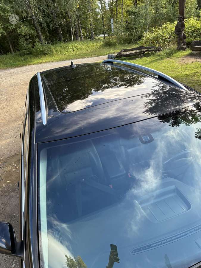 Volkswagen Tiguan - 3