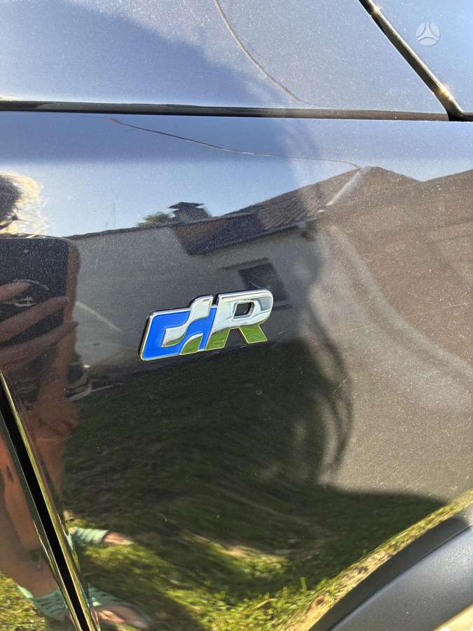 Volkswagen Tiguan - 8