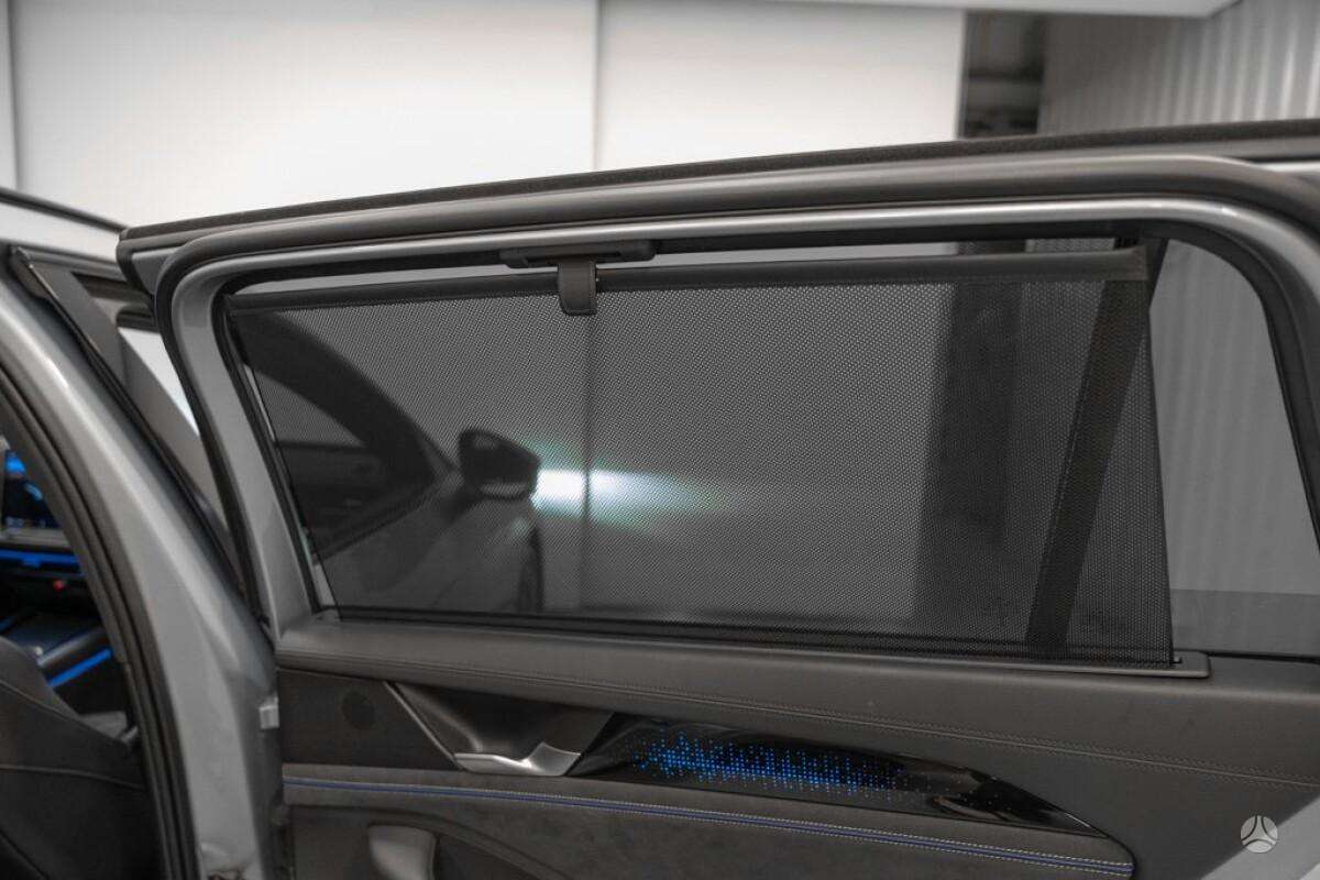 Volkswagen Passat - 10