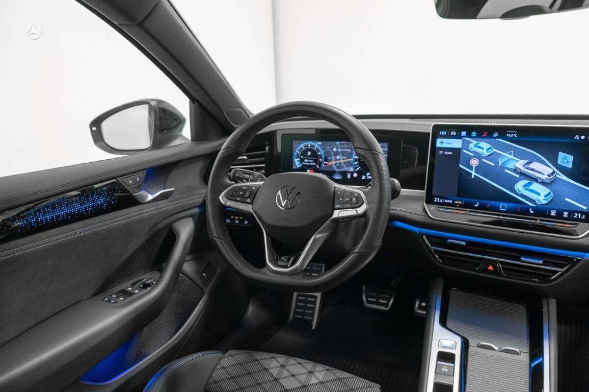 Volkswagen Passat - 12