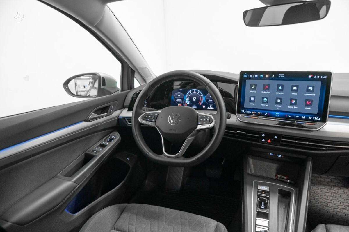 Volkswagen Golf - 10