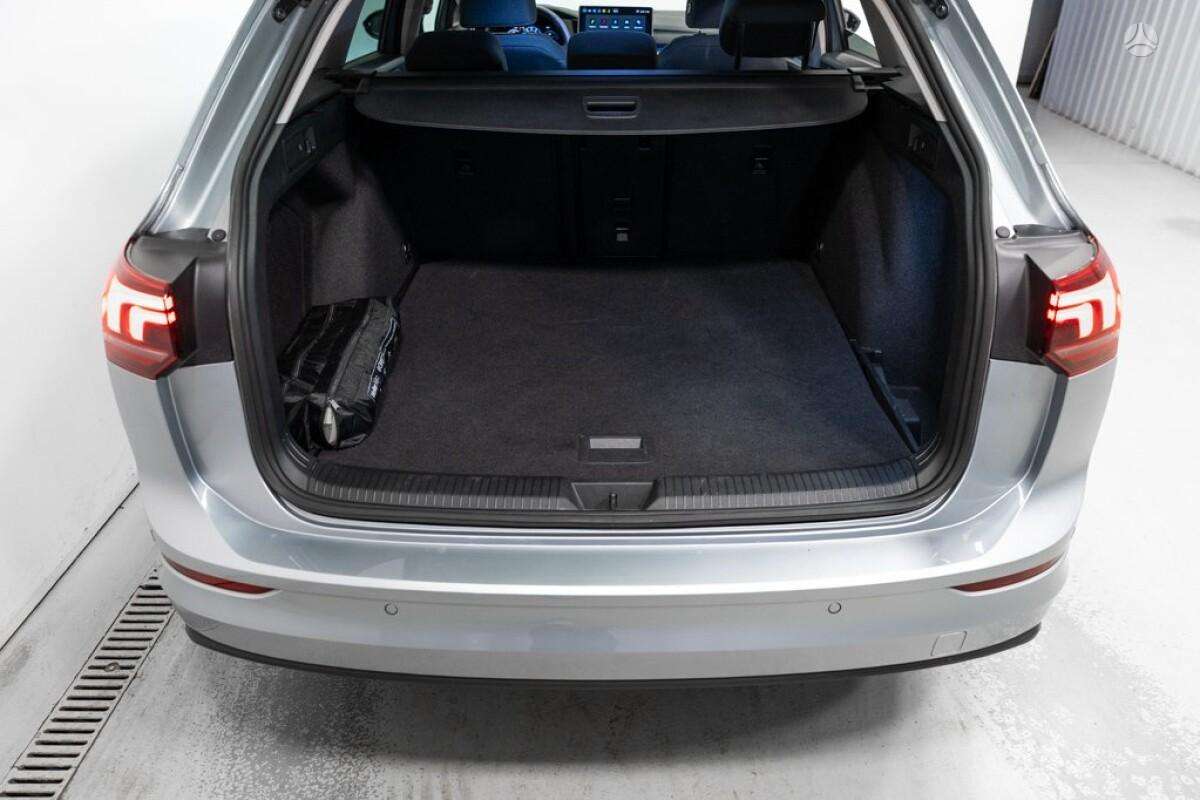 Volkswagen Golf, 1.5 l., Универсал