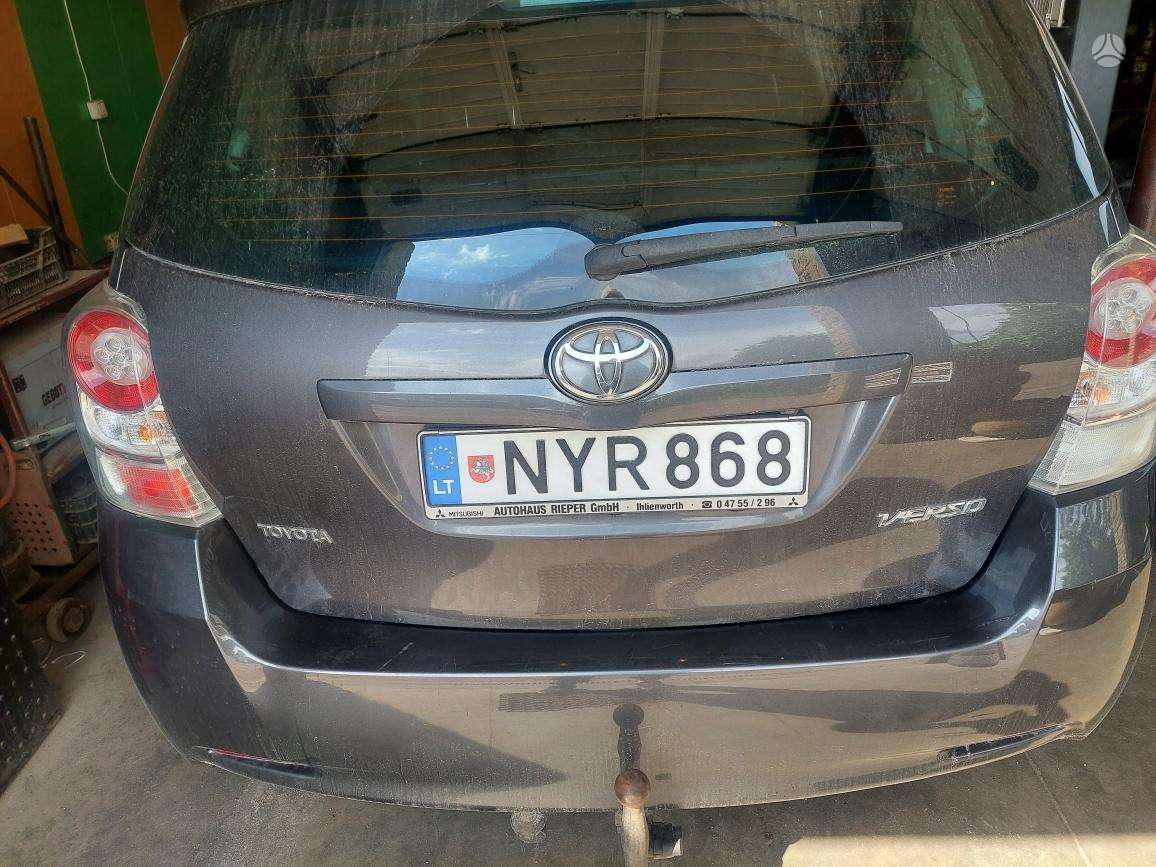 Toyota Verso - 4