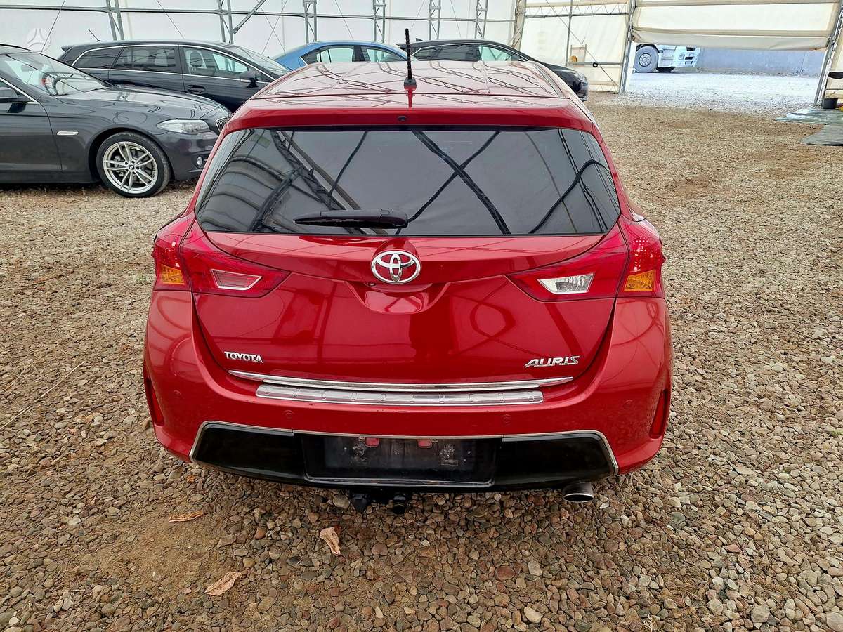 Toyota Auris - 4