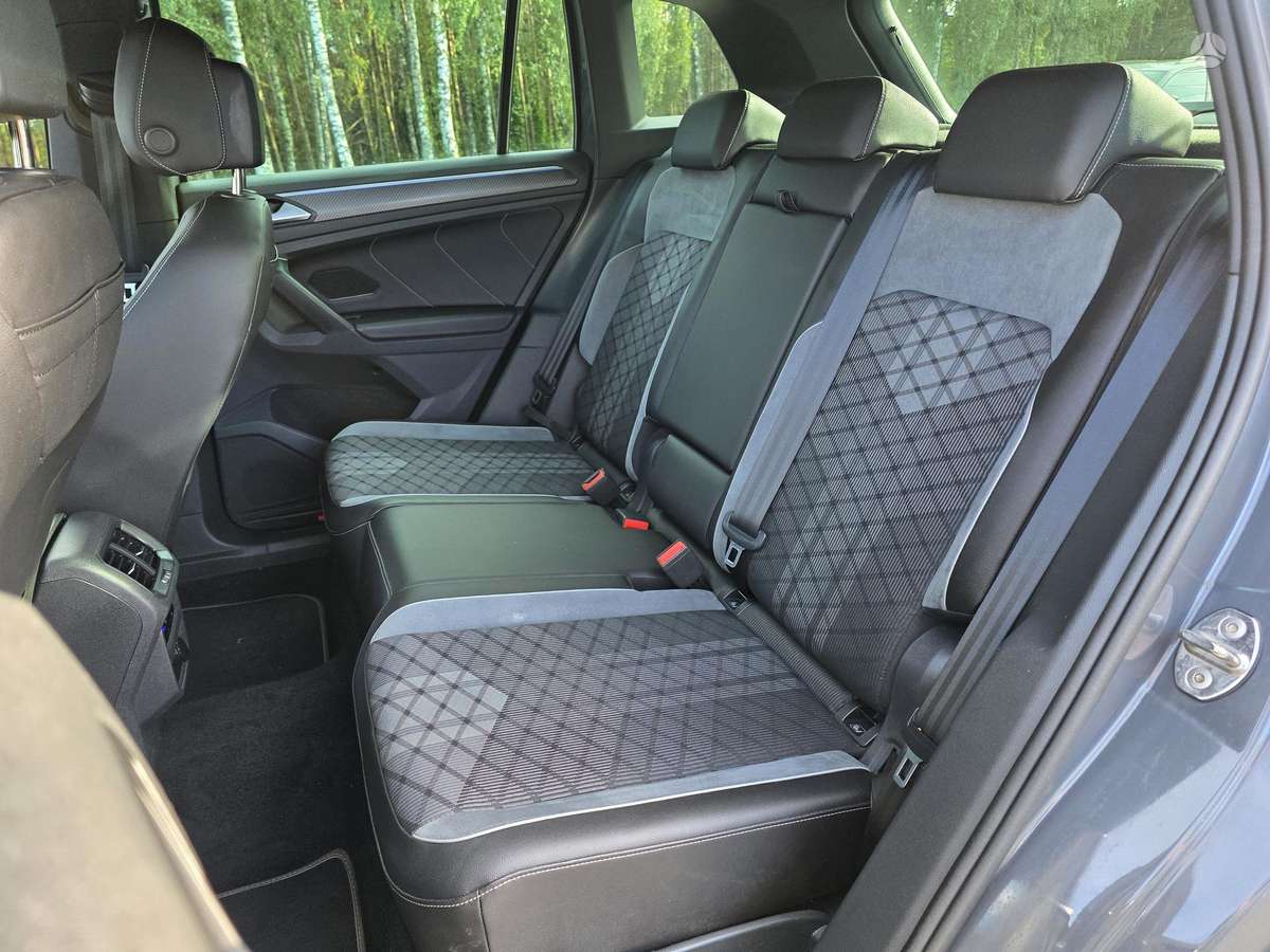 Volkswagen Tiguan - 9
