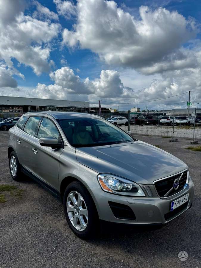 Volvo XC60 - 2