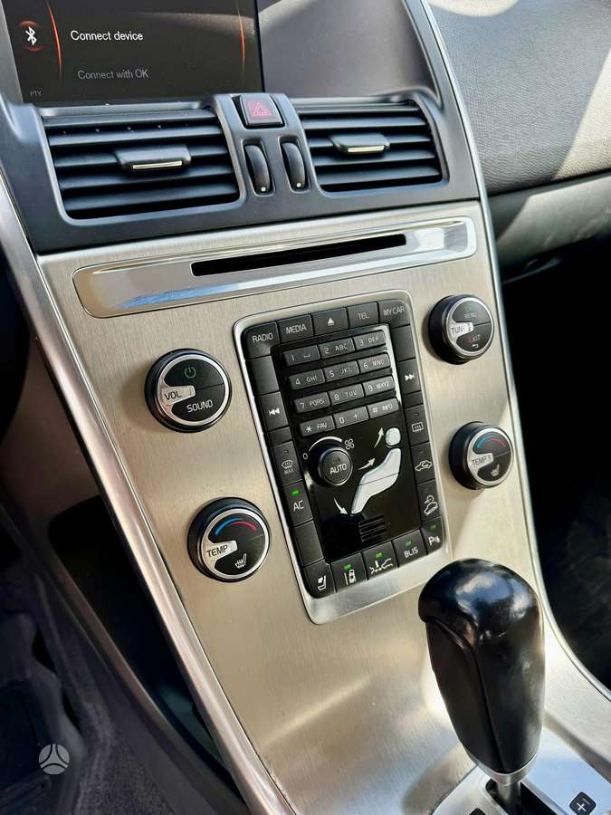 Volvo XC60 - 8