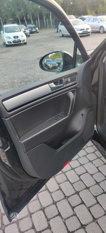 Volkswagen Touareg - 7