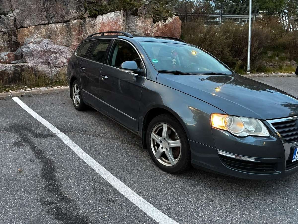 Volkswagen Passat - 5