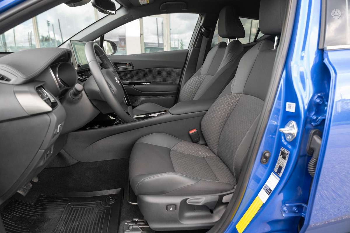 Toyota C-HR - 10