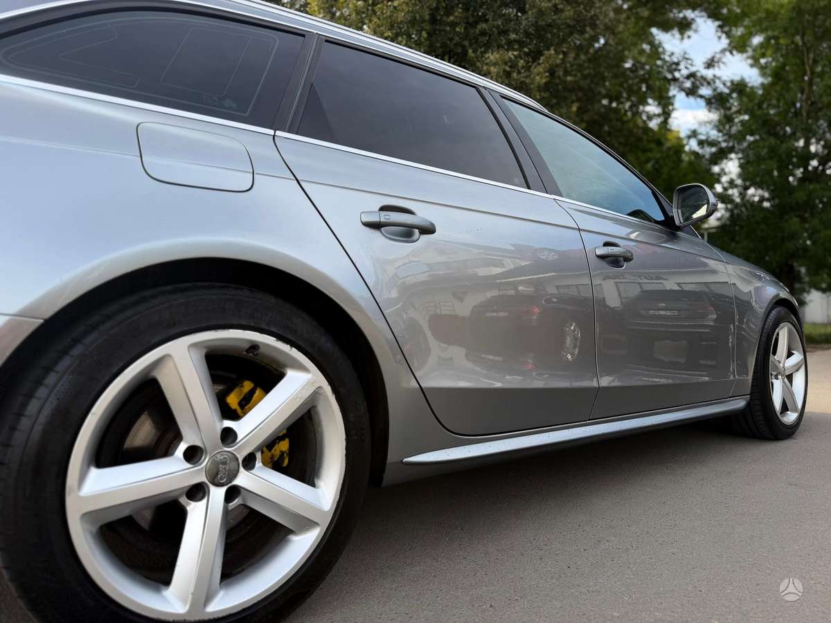 Audi A4, 3.0 l., universalas