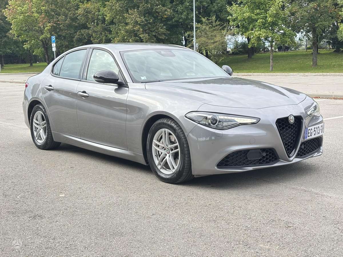 Alfa Romeo Giulia, 2.2 l., Седан
