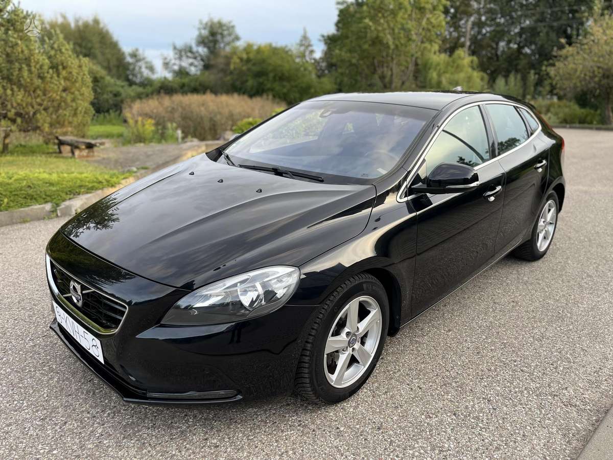 Volvo V40 - 1