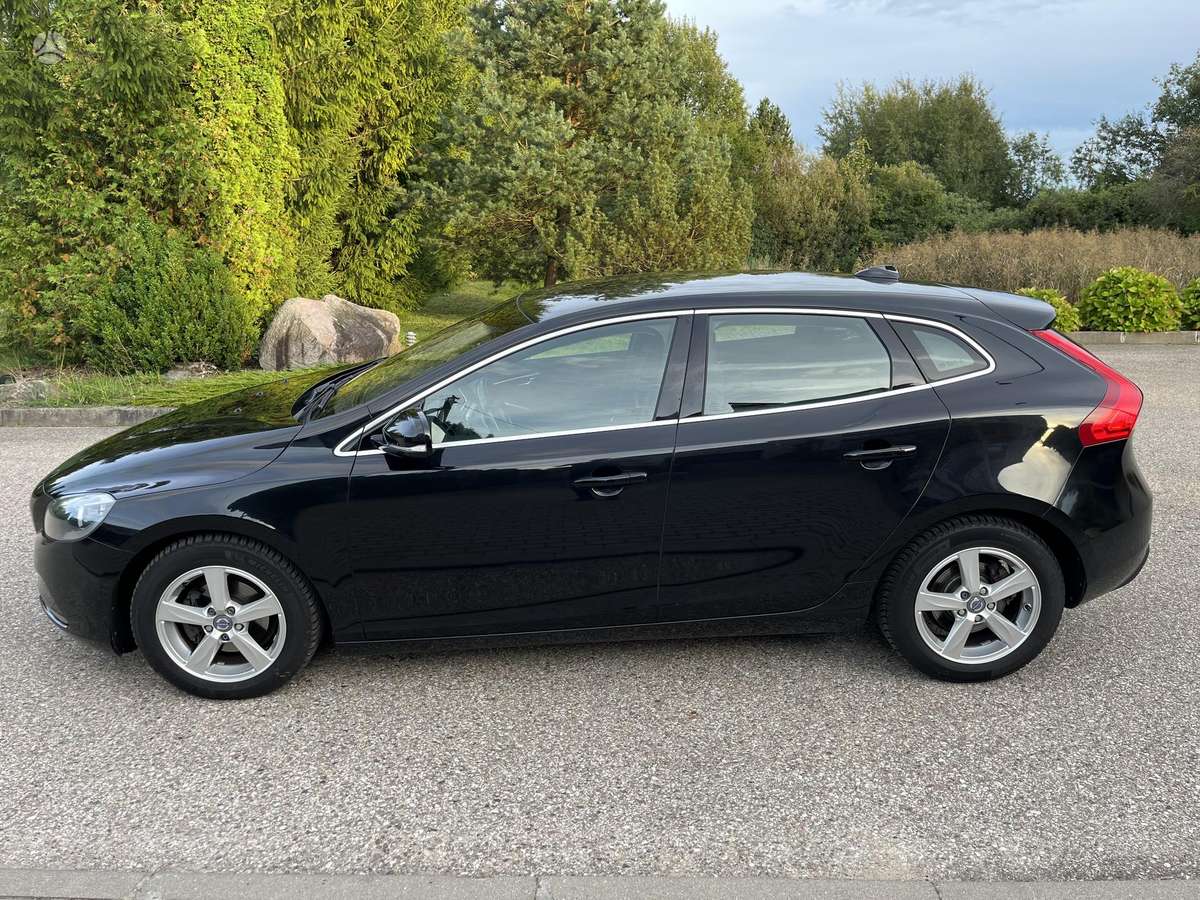 Volvo V40 - 2