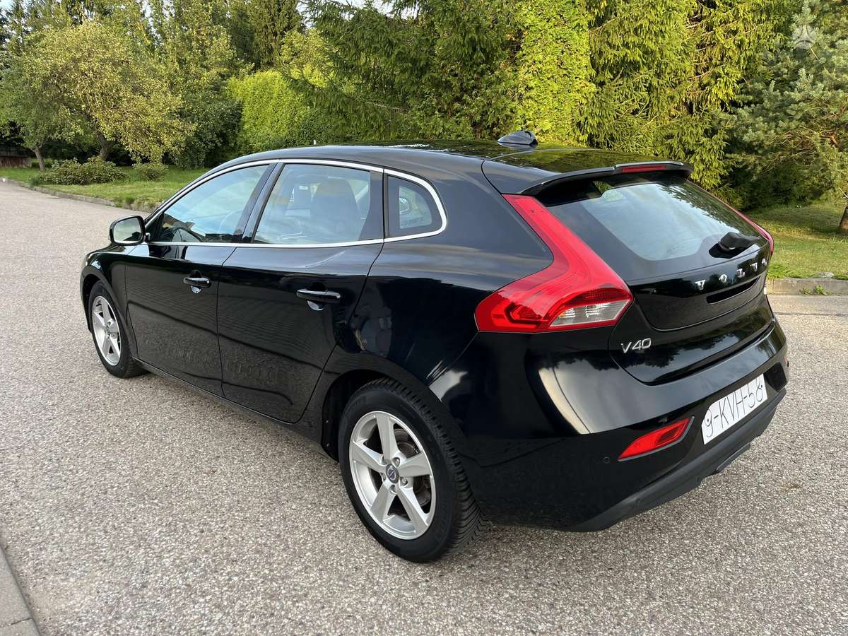 Volvo V40 - 3