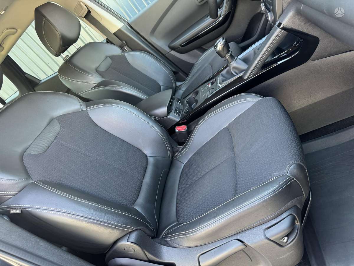 Renault Kadjar - 11