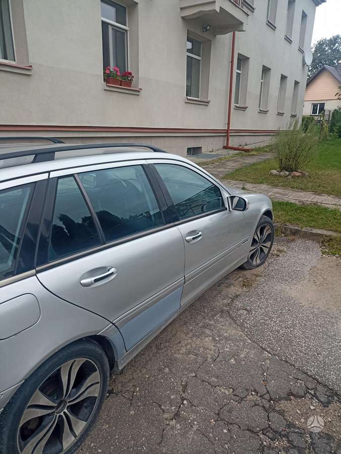 Mercedes-Benz C180, 2.0 l., Универсал