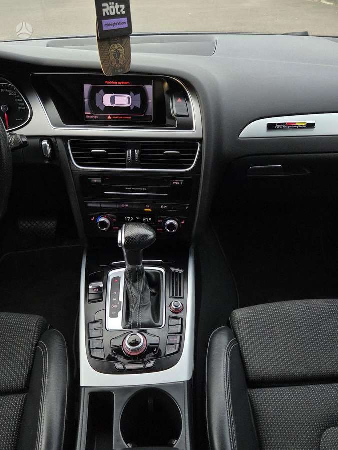 Audi A4, 3.0 l., universalas
