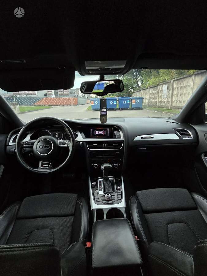 Audi A4, 3.0 l., universalas